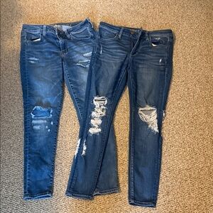 Stylish Blue Distressed Women Jeans American eagle size 6